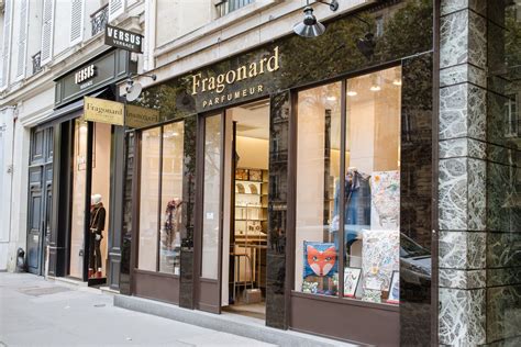 perfume shops in paris france